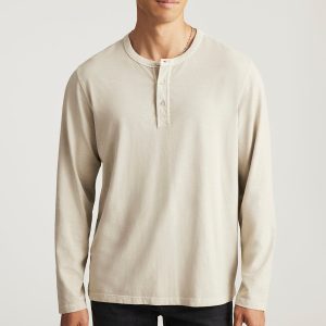 LONG SLEEVE HENLEY T-SHIRT IN PELICAN